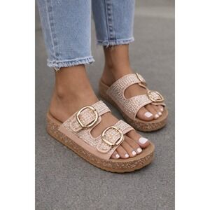 Forever Comfort Women's Pearl Embellished Platform Slide Sandals Size 8 New